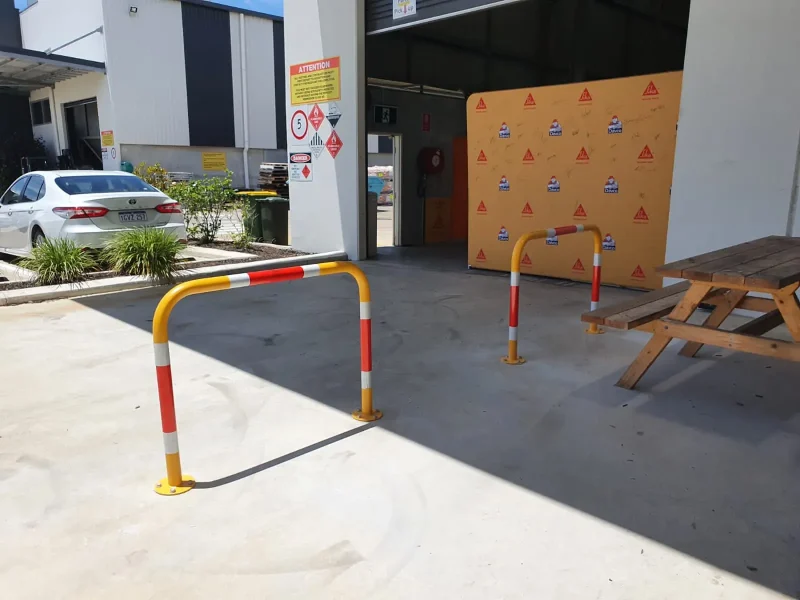 hoop-barrier-bollards-commercial-courtyard.webp